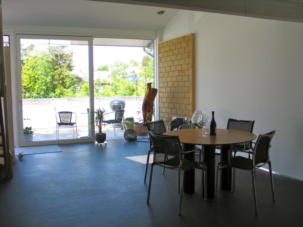 Ormalingen Artist'S Loft Zur Maloya 아파트 객실 사진