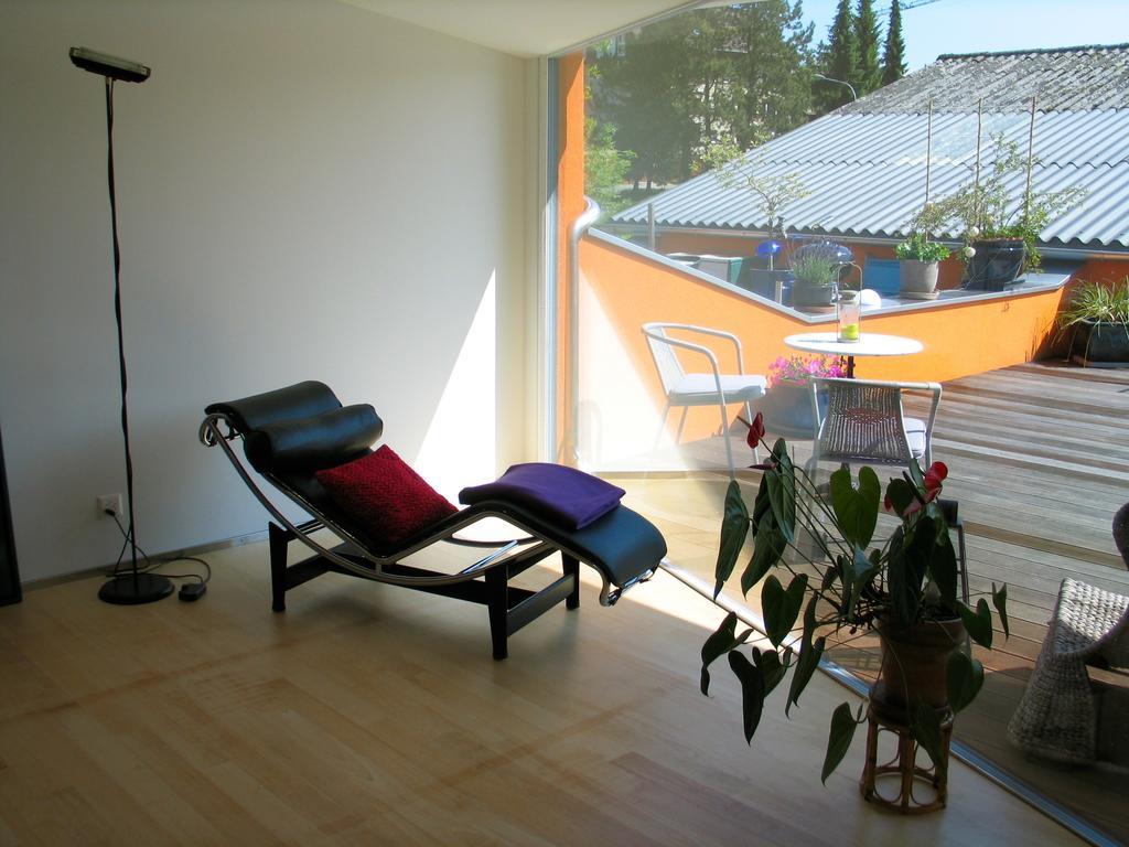 Ormalingen Artist'S Loft Zur Maloya 아파트 객실 사진