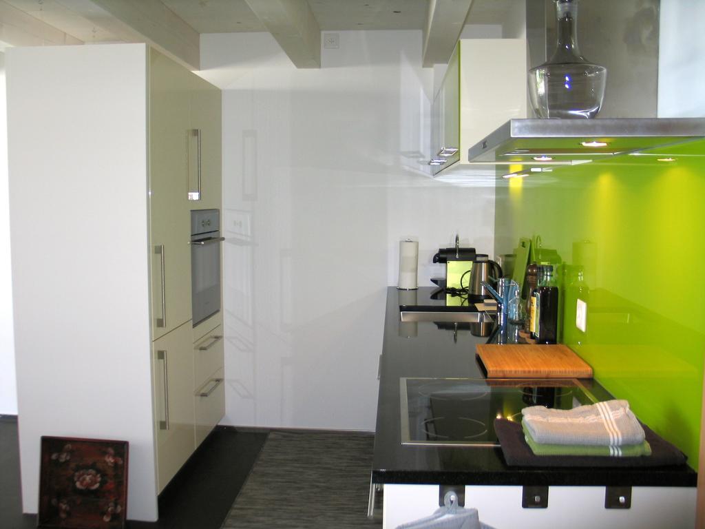 Ormalingen Artist'S Loft Zur Maloya 아파트 객실 사진