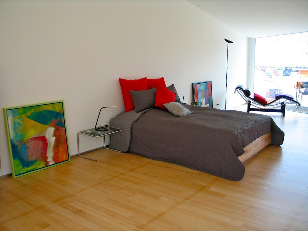 Ormalingen Artist'S Loft Zur Maloya 아파트 객실 사진